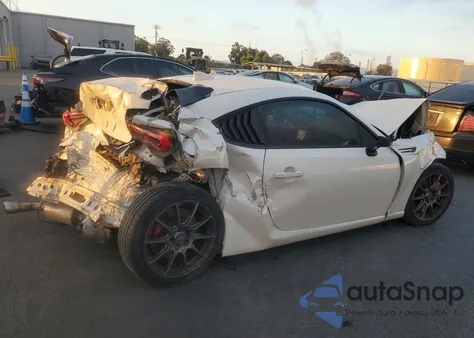 2018 Subaru Brz 2.0 Limited z USA, uszkodzony, nr VIN JF1ZCAC12J9602507